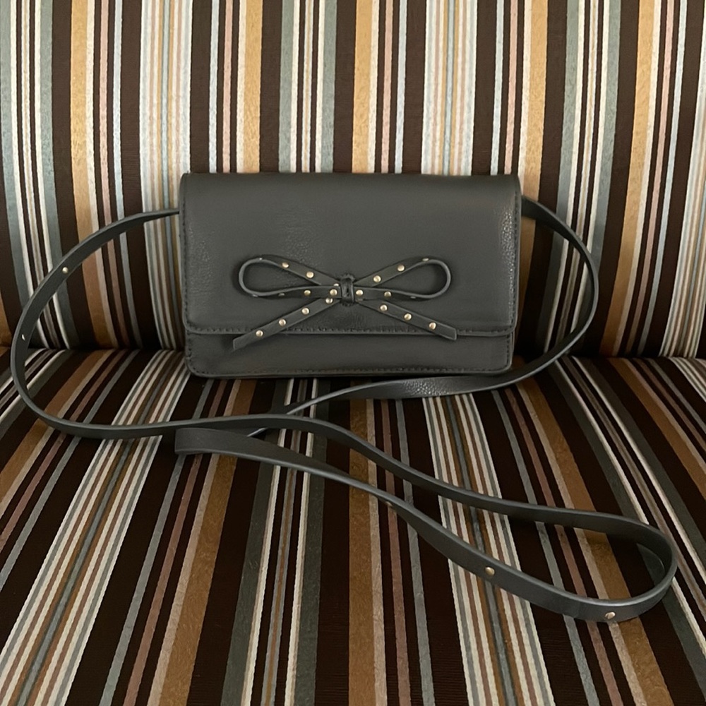 - New without tag crossbody wallet purse